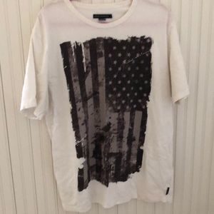 FRENCH CONNECTION men’s flag tee size XL